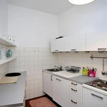 Appartement Sleeps 8 Wifi